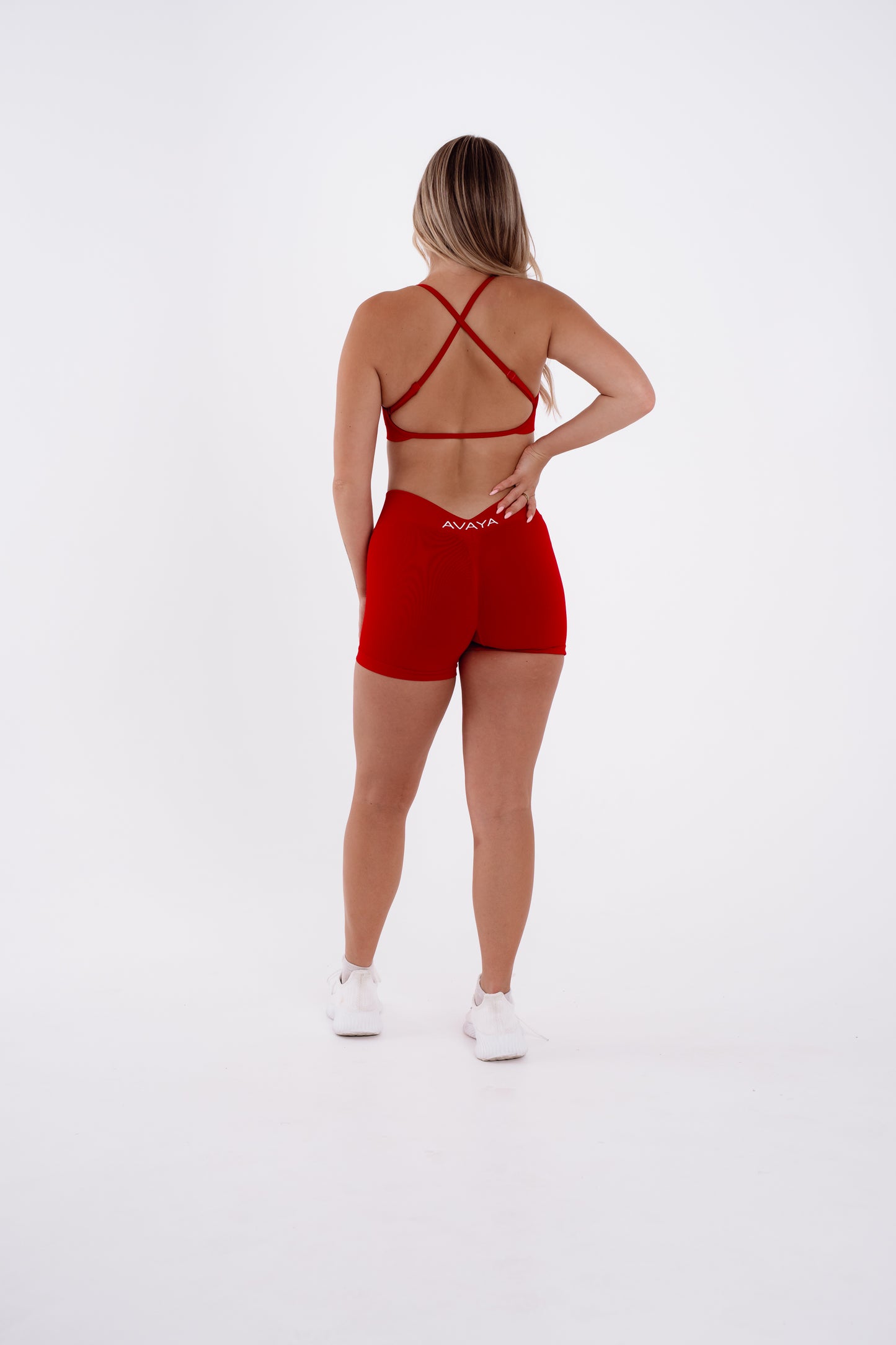 Crossover Sports Bra - Rose Red
