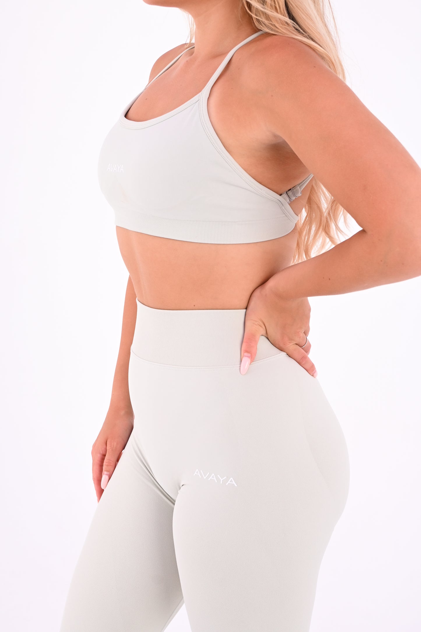 Cross Over Sports Bra - Cloud Grey