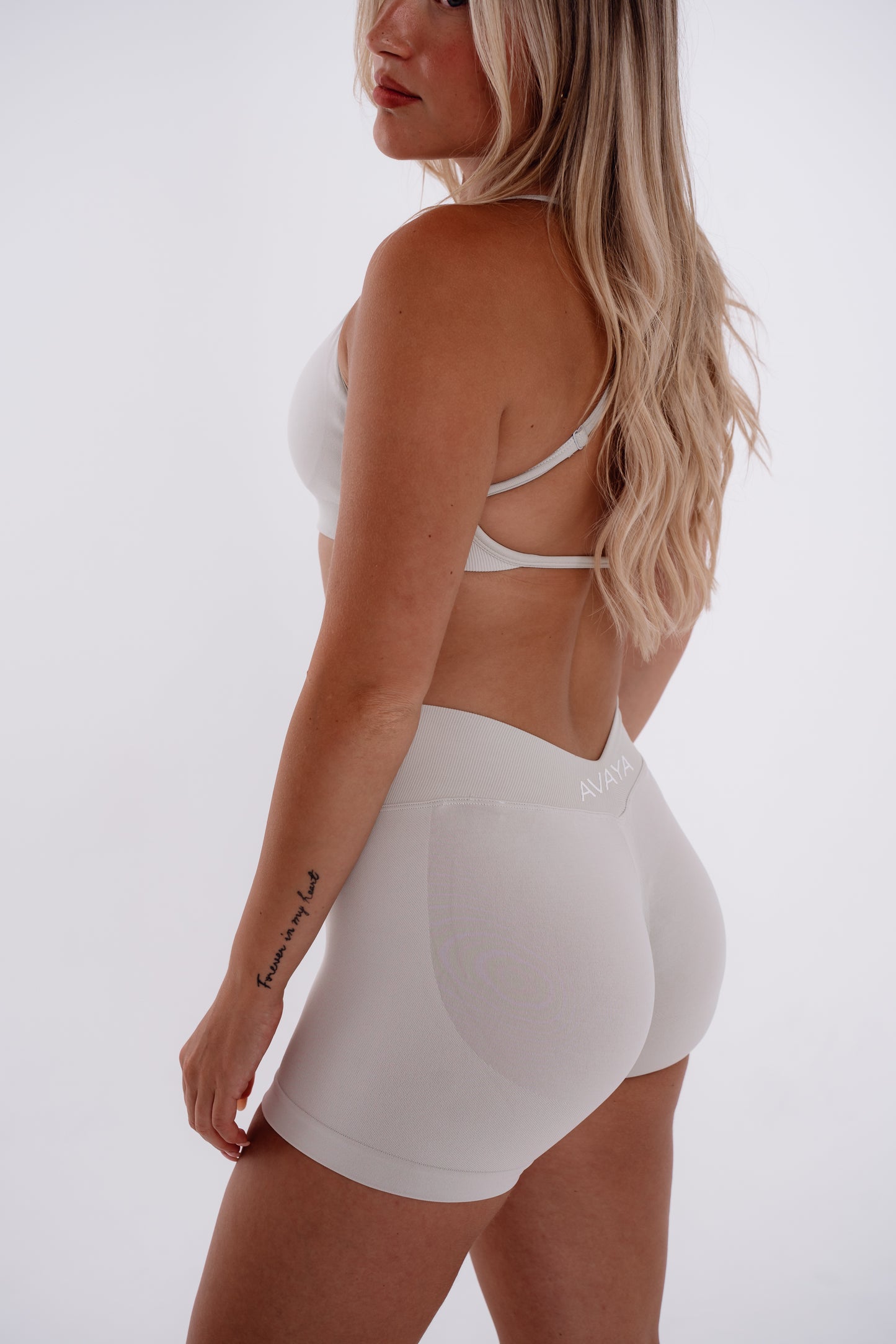 Cross Over Sports Bra - Cloud Grey